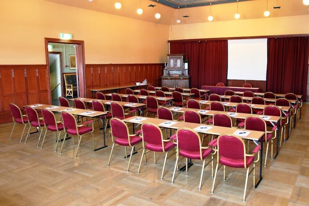 Best Western Hotel Gamla Teatern Эстерсунд Бизнес фото
